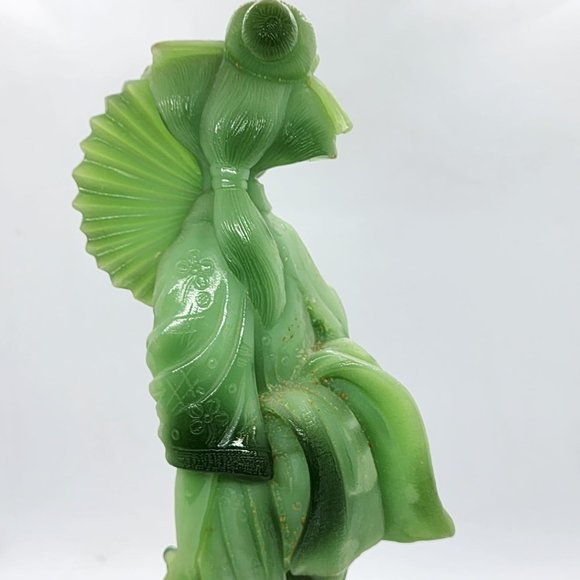 vintage Japanese Geisha with fan and parasol Jade green figure on a stand Italy. - Picture 9 of 15